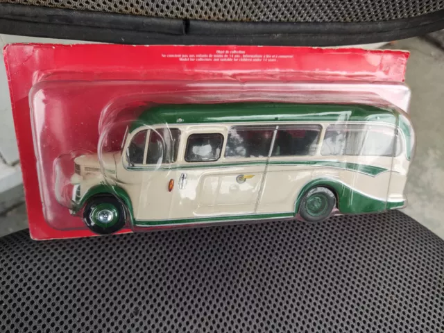 Bus Autobus Anglais  1949  "Cie SOUTHERN UNION"  BEDFORD OB  1/43 IXO