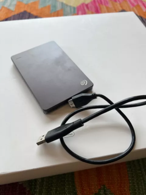 Seagate Basic 2TB Portable External Hard Drive, 2.5", USB 3.0, Grey - used once!