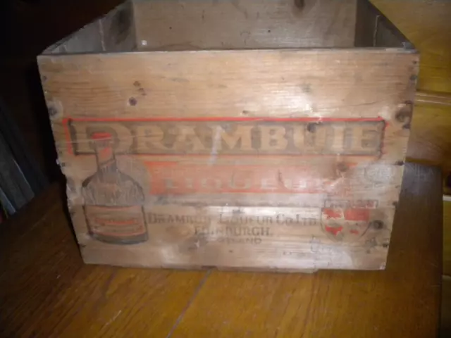 Vintage Wooden Drambuie Liqueur Shipping Box / Scotland