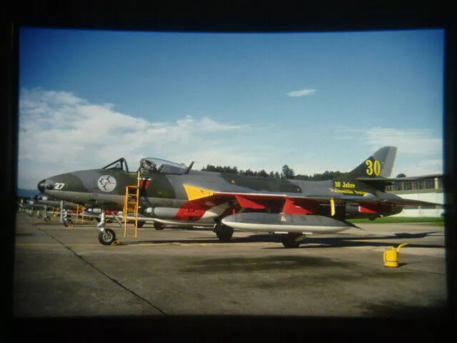 photo Swiss Air Force Hunter J-4027 Emmen 1994 (pfe) Kodachrome diapo