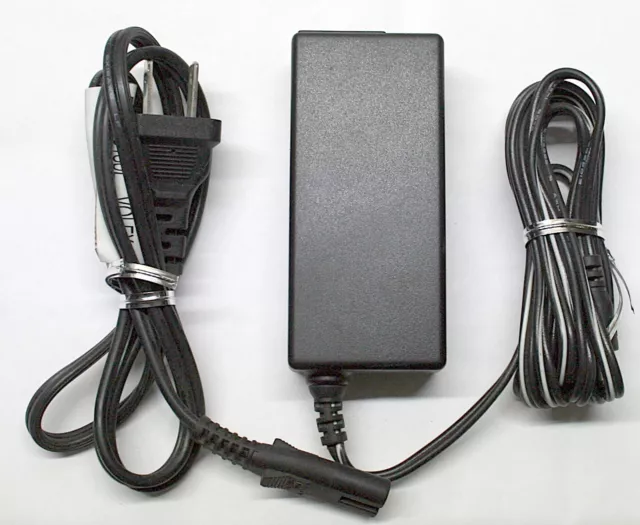 Jvc Nx-Np10 Ac Adapter 10.7Vdc - 3A - Aa-R1001 3