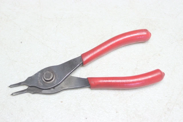 Snap On SRPC3800 6-1/2 Inch Inside/Outside Snap Ring Pliers Snap On SRPC3800 6-1/2 Inch Inside/Outside Snap Ring Pliers
