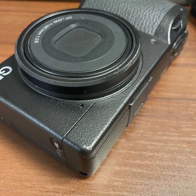 RICOH GR IIIX Compact Digital Camera  with Box Complete with accessories battery 3