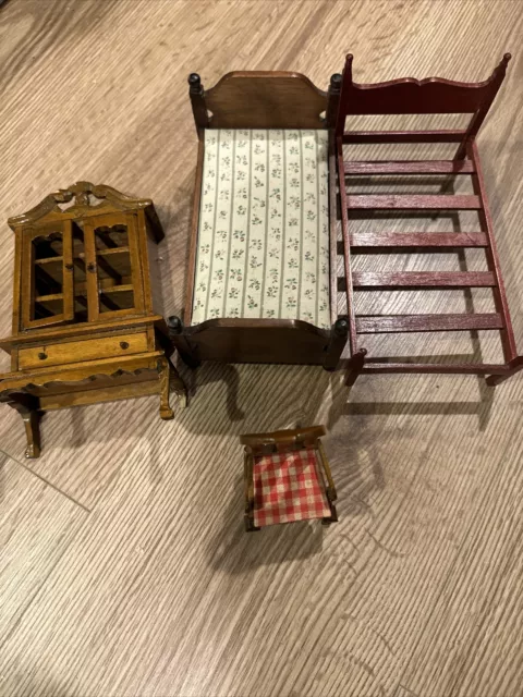 Dollhouse Wooden Miniature Furniture Bedroom Bed  Chest Chair Lot