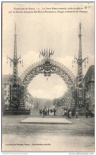 54 NANCY - vue d'ensemble de la porte monumentale