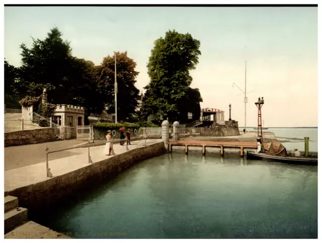 Angleterre. Isle of Wight. Cowes. R. Y. S. Club House. Vintage photochrom by P.Z