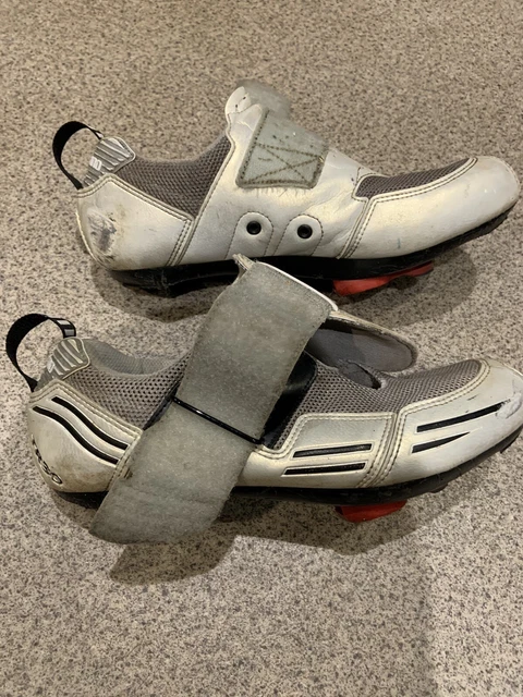 Shimano lightweight carbon road tri shoes SH-TR30 size 43, PLUS Look Keo spare