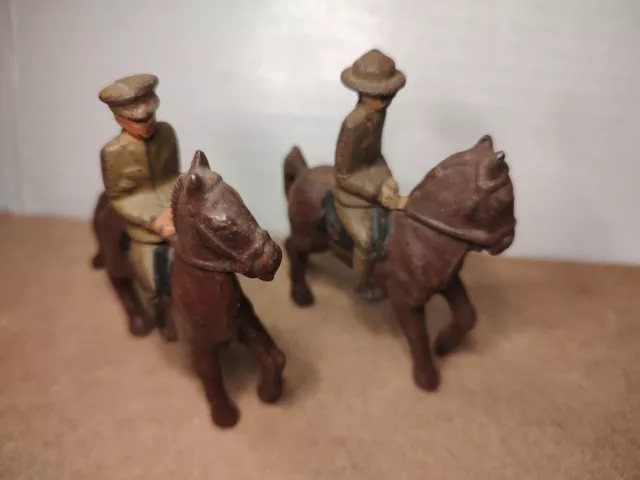 Grey Iron Early U S Cavalry Officer & Cavalryman Toy Soldiers Lot