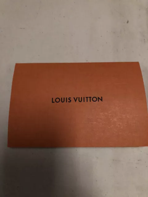 Louis Vuitton Gift Card $3,000, 女裝, 手袋及銀包, 長銀包- Carousell
