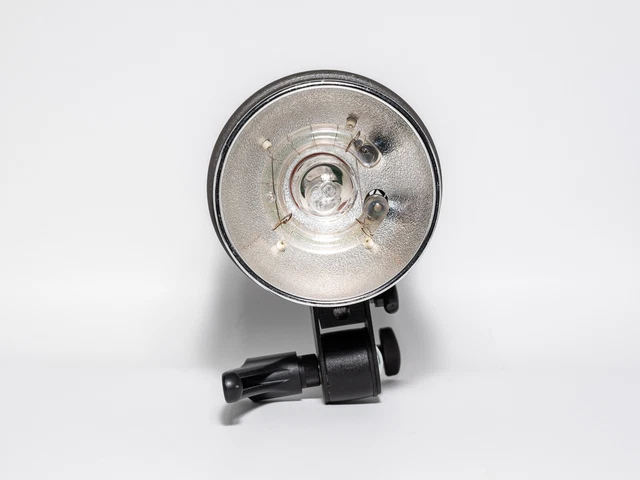 DYNALITE MH2065v ROAD MAX 2000W Flash Head