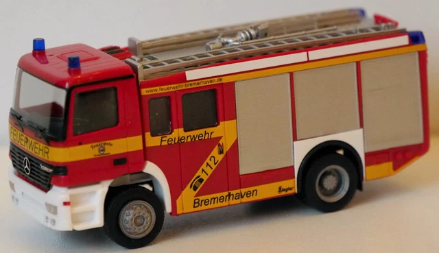 Herpa 098168 – Mercedes-Benz Actros S HLF 2000 Vigili Del Fuoco Scala 1/87, Nuovo