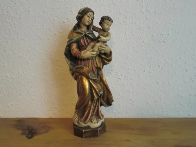 Mutter Gottes mit Jesukind auf Sockel - Maria mit Kind - Madonna - Handbemalt