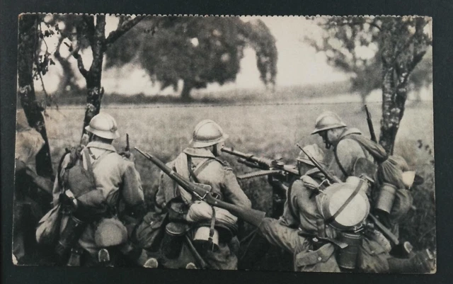 Guerre 14-18 Ww1 Mitrailleuse En Batterie   France Cpa 983