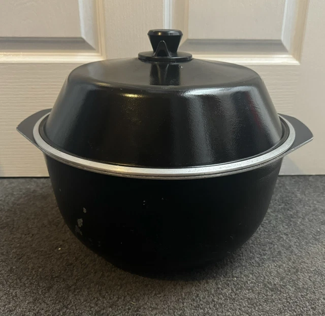 BESSEMER EXTRA LARGE Saucepan / Stock Pot Black With Lid 95.00