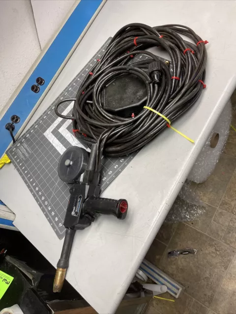Miller Spoolmatic 30A MIG Spool Gun 130831 & WC-24 controller (qq2a3