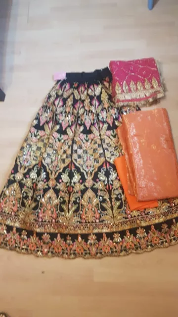 bridal lengha dress Skirt asian indian pakistani Mendhi Outfit