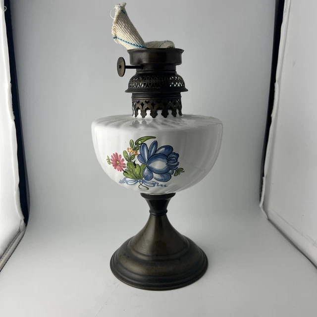 Lampe à pétrole - Laiton, Porcelaine - Catawiki