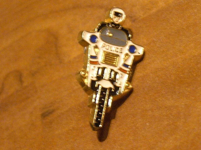Pins Moto BMW K 80 RT Police