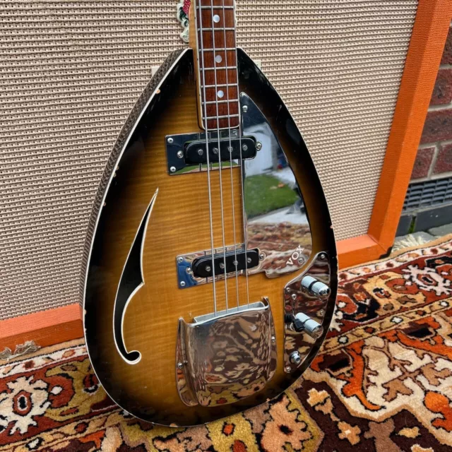 Vintage 1960er Jahre Vox Teardrop Original Bill Wyman Sunburst E-Bassgitarre