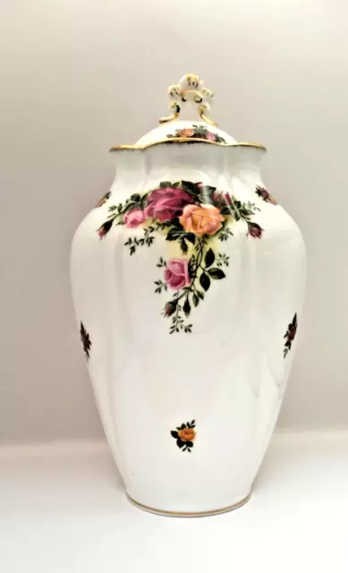 ROYAL ALBERT  "Old Country Roses"   Lidded Chelsea Vase  1st Quality  Excel Cond