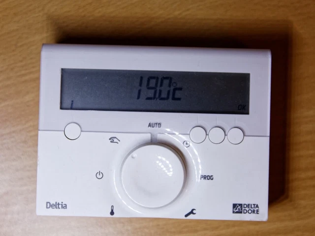 Delta Dore Deltia 8 programmateur filaire, heater programmer