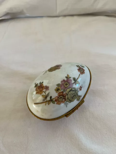 Limoges Dubarry France Porcelain Trinket Box