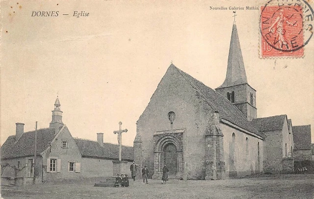 DORNES - l'église