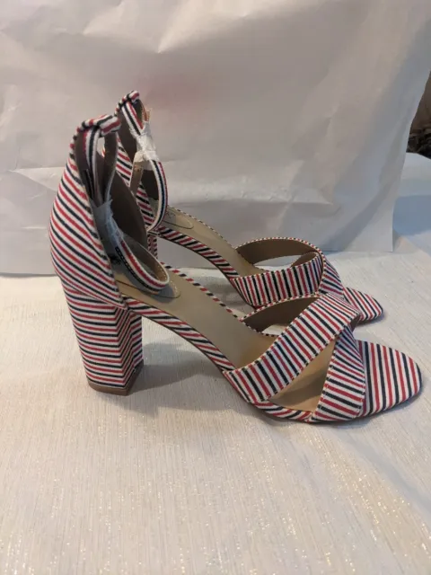 Cushion Walk By Avon Size 11 Red White And Blue 4 Inch Heels With Ankle...