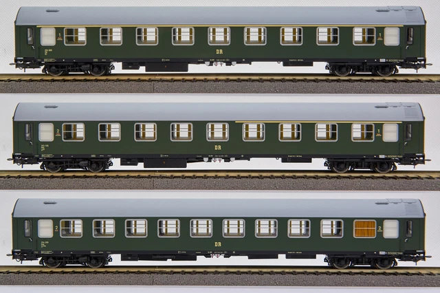 SET DI SEMAFORI modellini ferroviari con segnali pedonali scala 3 in H0 SET DI SEMAFORI modellini ferroviari con segnali pedonali scala 3 in H0