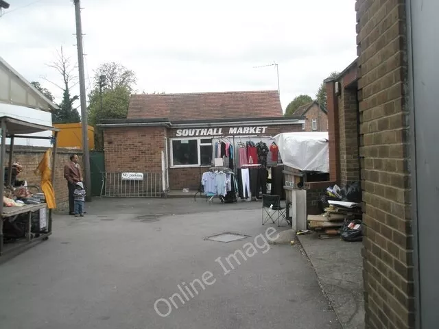 Photo 6x4 Saturday afternoon in Southall Market (1)  c2009