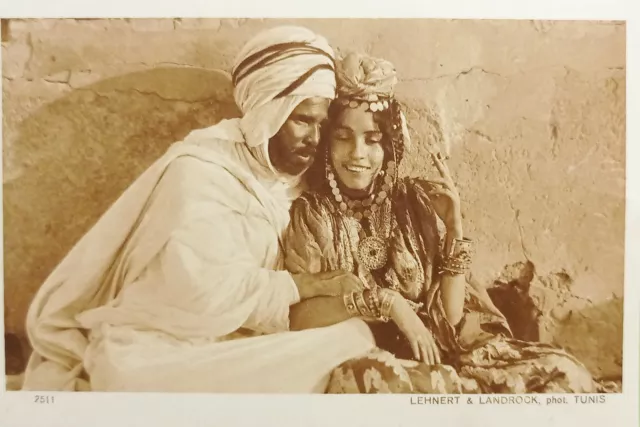 Cartolina Coloniale - Tunisia - Idillio indigeno - 1920 ca.