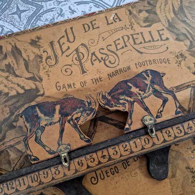 SAUSSINE à Uzès : ouverture de l'expo - COLLECTION DE JEUX ANCIENS