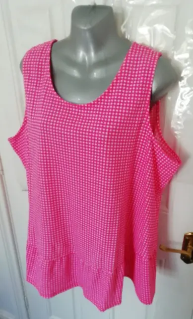 Camicia elastica rosa quadrati bianchi strutturati Simply Be taglia 22 senza maniche