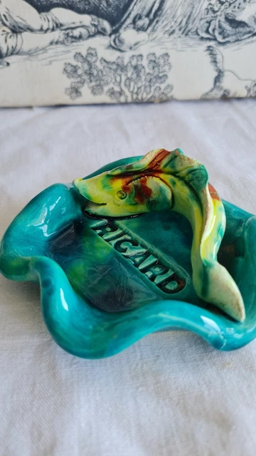 ANCIEN CENDRIER EN FAIENCE RICARD PUBLICITAIRE DECOR DE POISSON vallauris