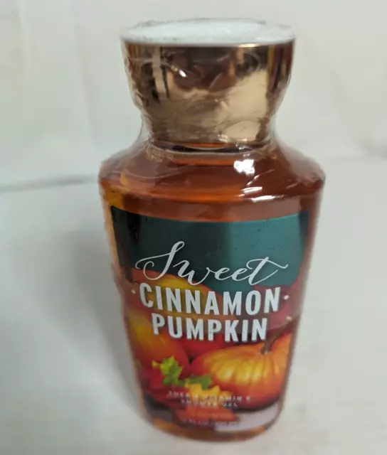 Bath and Body Works Sweet Cinnamon Pumpkin Shea and viatamin e shower gel 10 oz