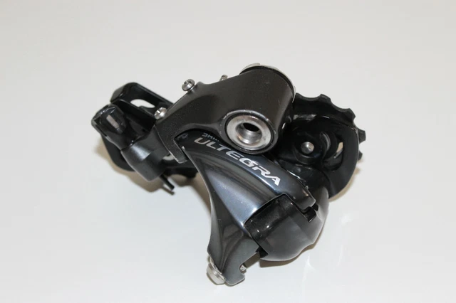 Dérailleur arrière Ultegra RD-6800-SS - SHIMANO - 11v chape courte - Sport