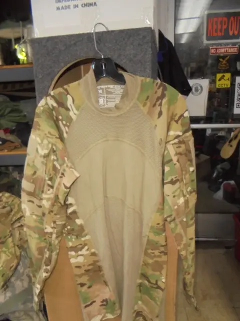 Shirt, Army Combat (Size: Medium   Nsn: 8415-01-580-4853)