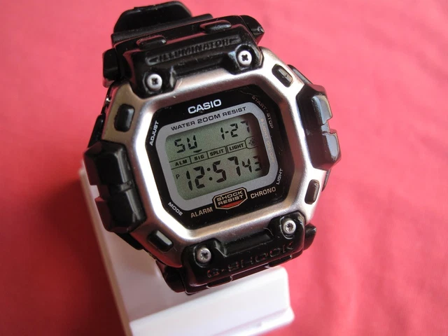 VINTAGE CASIO G-SHOCK GUNDAM DW-8300 (1288 Module) LCD Digital