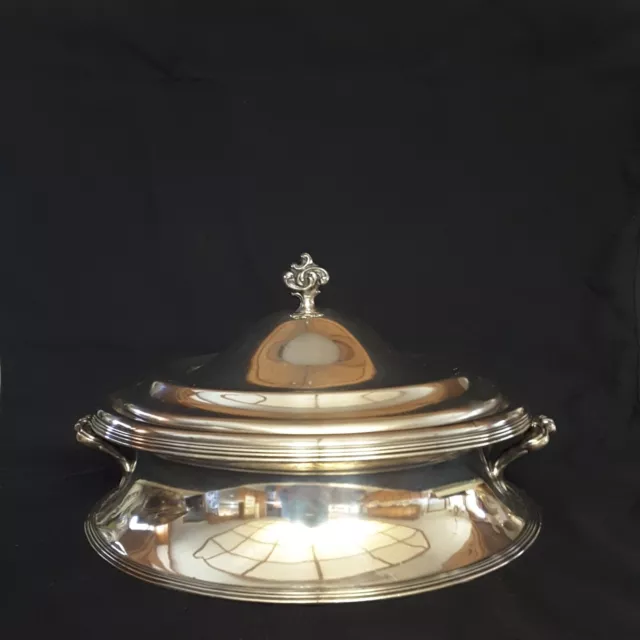 Late Victorian Eastern Silver Co. 3 Piece Lidded Server