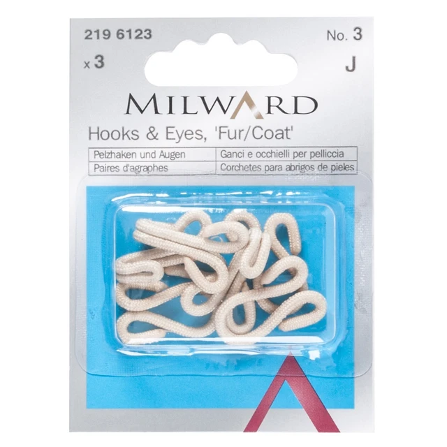 Piel o abrigo beige n.o 3 ganchos y ojos Milward
