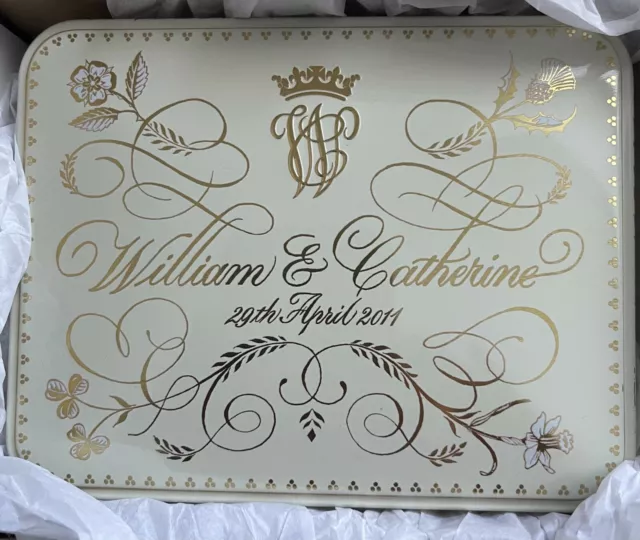 Prince William & Catherine Wedding Cake In Tin + Outer Box 2011 Royal Wedding