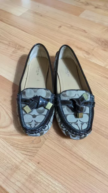 Coach Frida Women's US Size 6B Driving Moccasins Flat.