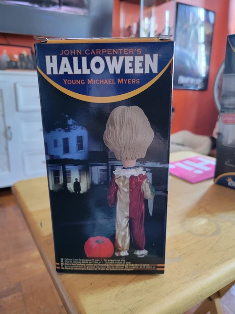 Royal Bobbles Halloween Young Michael Myers Clown Suit Horror Figure Bobblehead 3