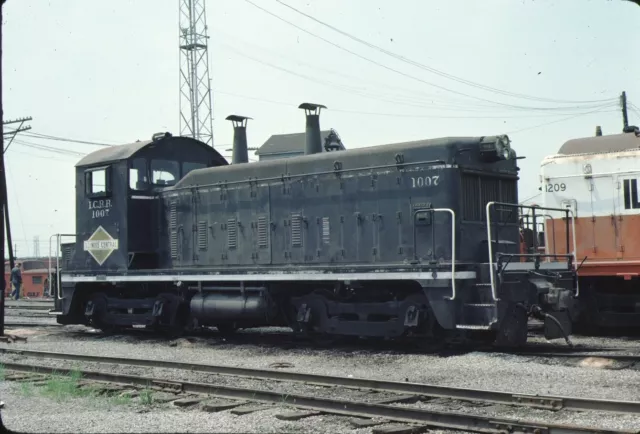 IC Illinois Central EMD NW2 Kodachrome original Kodak Slide