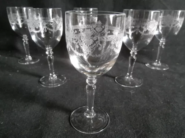 6 verres  à  LIQUEUR  modèle DAMPIERRE  en Cristal d'Arques 6,5 cl