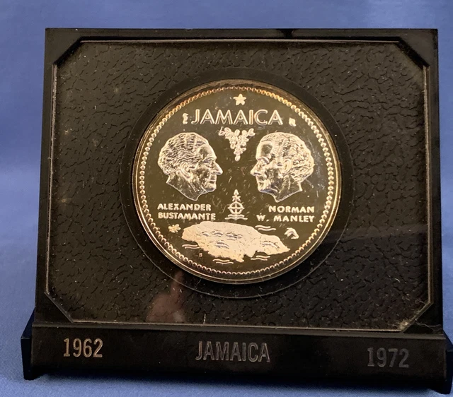 1972 Jamaica 10 Dollar 10th Anniversary Independence Sterling Silver WITH BOX