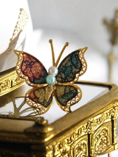 Broche Vintage En Métal - Motif Papillon, Occasion, Voir Photos