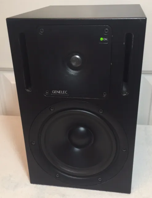 Genelec 1030A Powered Bi-amplified Nearfield Studio Monitor for parts