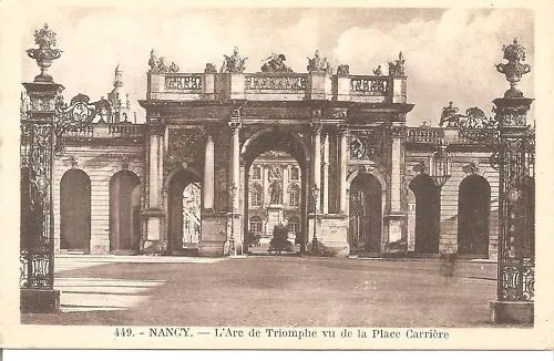 CPA 54 NANCY L'Arc de Triomphe seen from PL.Carrière