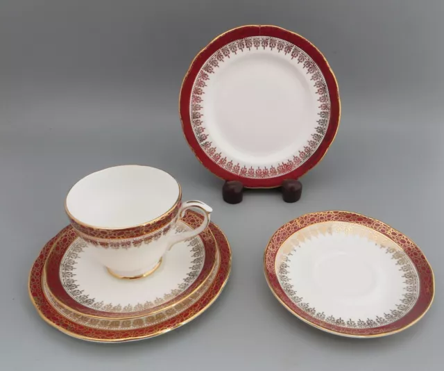 Various Bone China Duchess Winchester Pattern - Trios, Plates, Saucers